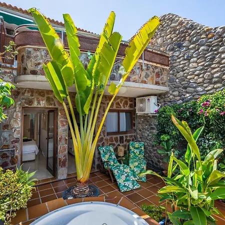 Grantauro Casa Holiday home *